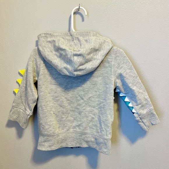 Unisex outfit bundle - Picture 5 of 16